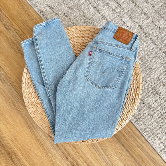 SOLD Levi's® Premium 501® Skinny Women's Jeans – Size W27 L28 - Picture 3 of 9